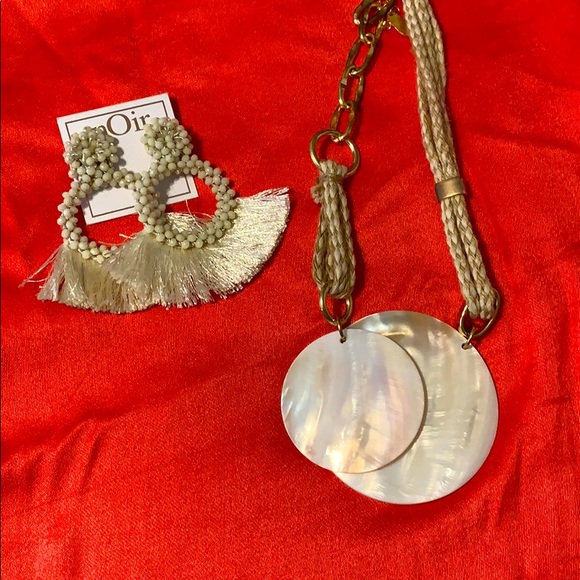 multiple Jewelry - Ivory jewelry set of earrings and necklace